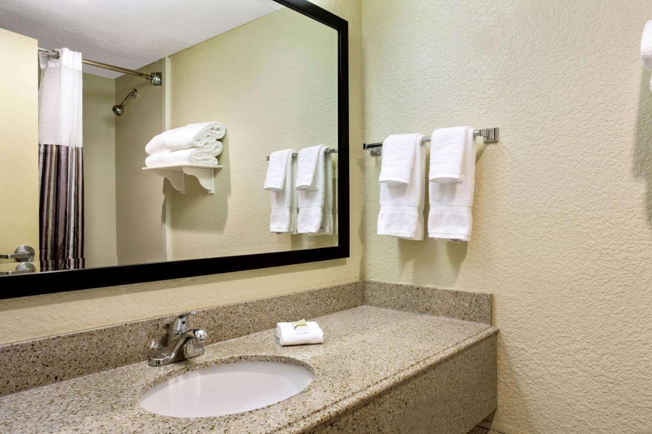 La Quinta By Wyndham Armonk Westchester Cnty Apt Eksteriør bilde